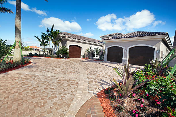 Best Custom Driveway Pavers  in Newburgh, IN